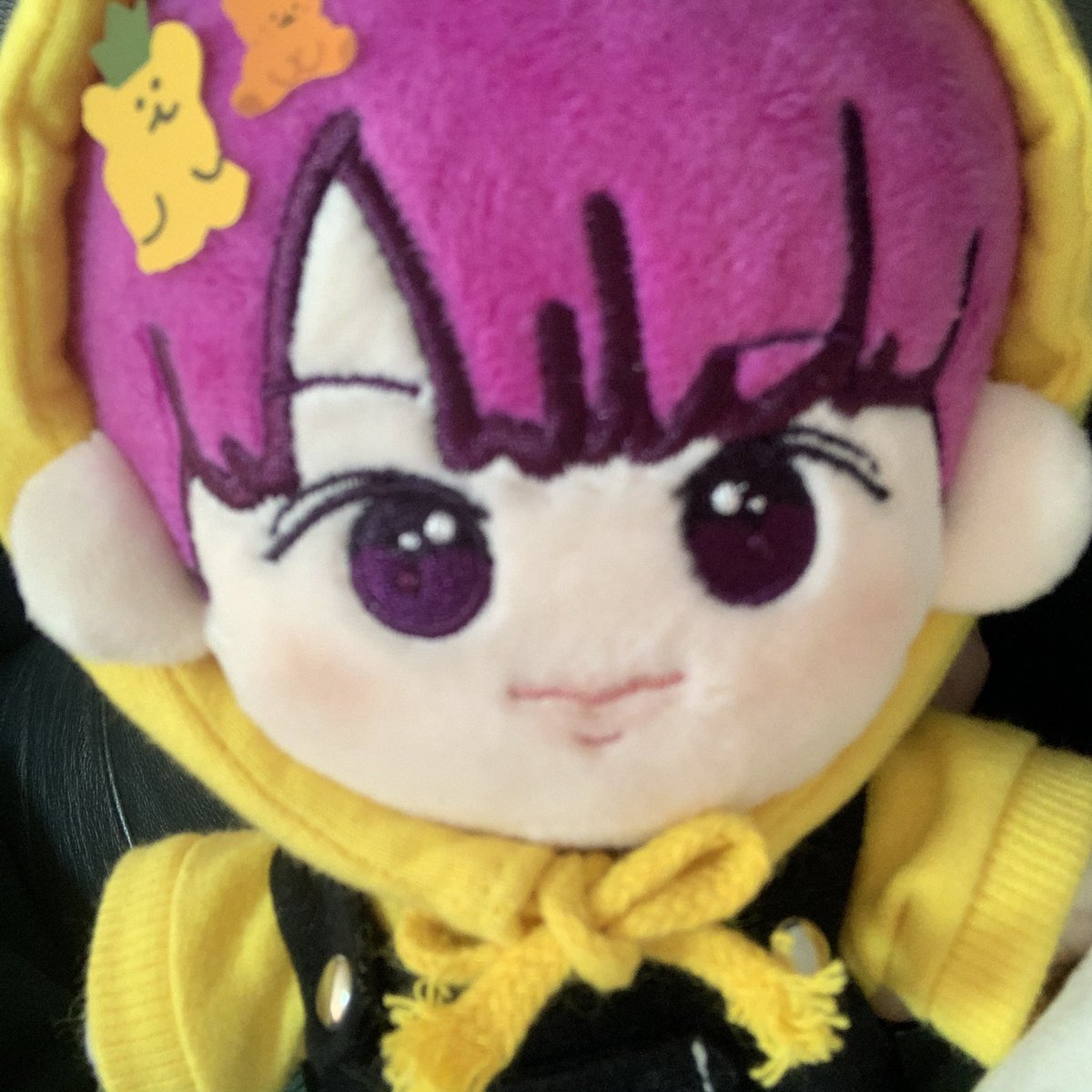 셀카 찍으려다 실패한 베리우니... 
초점 어디갔니!! 🥺