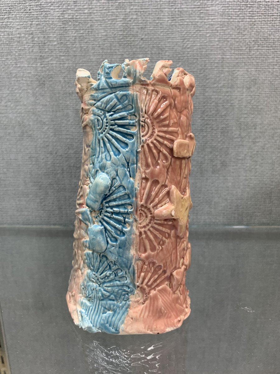 laes_art_J's tweet photo. Third grade slab pots. #schoolart #arteducation #thirdgrade #clay #kidsart #slabpottery #laes2020 @LakeAnneES https://t.co/V9o5A1AFer
