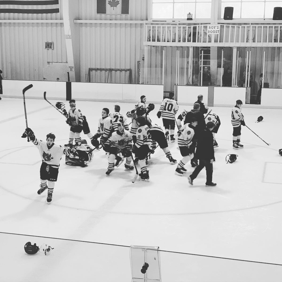 water_wolverine's tweet photo. You may not see them on the field @BWHS_TheDen but many of our student athletes travel representing NWA while balancing school &amp; training. Bantams went undefeated for the season— MO League Champs! Wright &amp; Pawlaczyk were coach’s players of the game. #NWAIceHogs @Bville_Schools https://t.co/IRZZuXuIF2