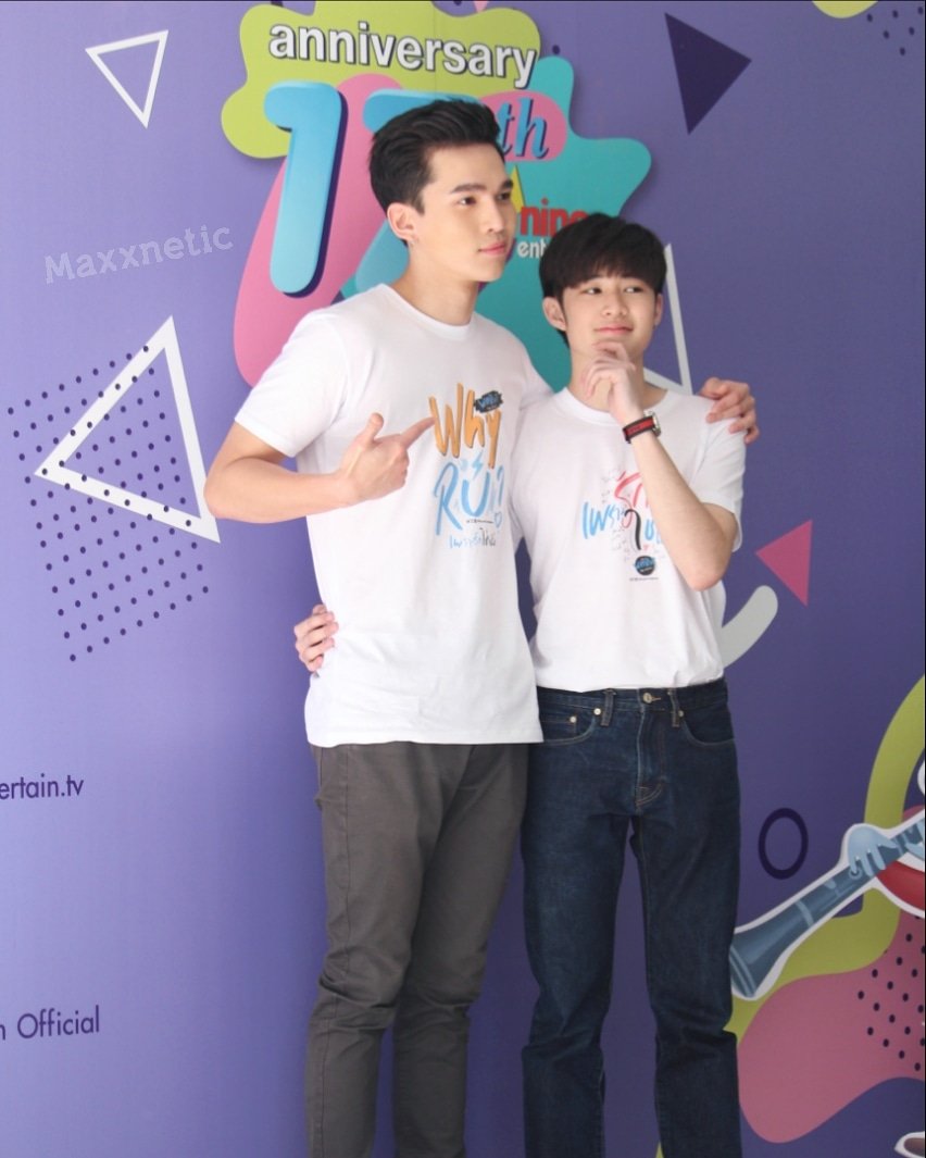 _maxxnetic's tweet photo. เป็นกำลังใจให้พี่แม๊กกับน้องนัท
ออกสื่อสัมภาษณ์ซี่รี่ย์วันแรกค่ะ 
#WHYRUroadshow
#ทีมอิรัชชัยมาเส่ะ 
#WHYRUtheseries  #พี่แม้กน้องนัท 
#mmaxmax #nattasitt https://t.co/PkAruSmDhL