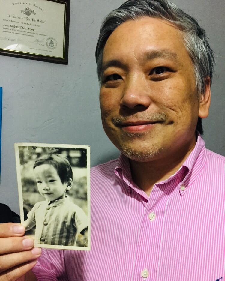 rubenchenwong's tweet photo. 5to Piso - Lo importante no fue llegar, sino hacia donde te diriges con la gente que te ayudò a llegar. Gracias a mi familia, amigos y conocidos por sus saludos !! #bigfiveo #50 #hbd #quintopiso #felizcumpleaños #january27 #generationx https://t.co/lagLRmrM2F