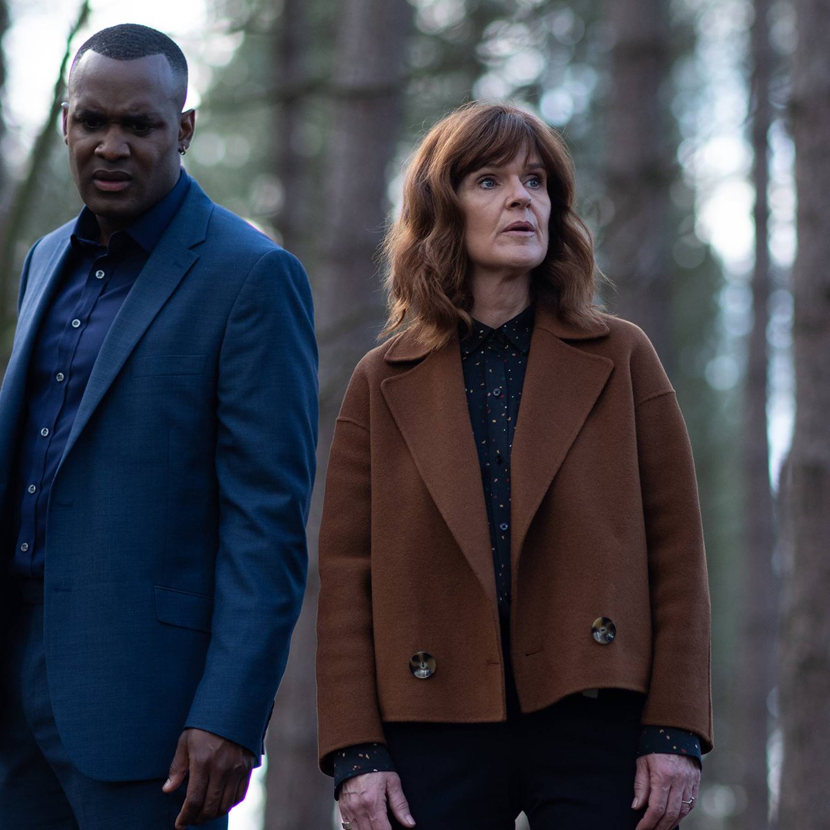 StayCloseHC's tweet photo. #TheStranger
2️⃣ TWO! TWO! TWO! TWO! TWO! 2️⃣
TWO MORE DAYS UNTIL THE STRANGER PREMIERES!!
#KadiffKirwan #SiobhanFinneran #RichardArmitage #AnthonyHead #MishaHandley #JacobDudman #ShaunDooley #HarlanCoben #Netflix #REDProductionCo https://t.co/tFtpOs6BAp