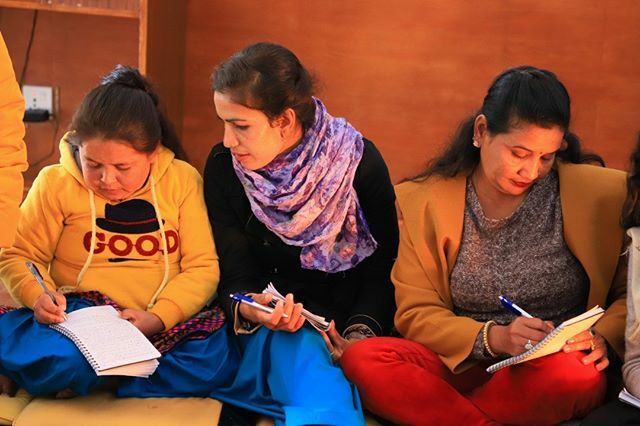 Women leaders in action discuss the laws and policies applied in their community. Learning by sharing. ift.tt/37K3Q7W