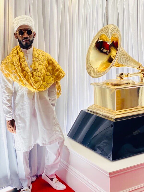 EricaloftonYS's tweet photo. My cousin @BMusique performed at #thegrammys last night during #nipsyhussel tribute with @johnlegend #kanyewest and other #amazingartists Congratulations family #weseeyou 🤩💕✊🏾🤴🏾 https://t.co/F7JiMBSeST