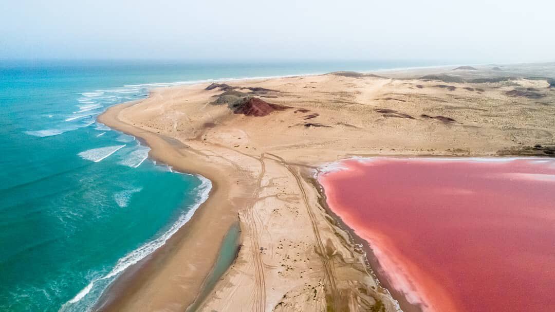 ExperienceOman's tweet photo. Have you heard of the #pink_lake?
One of nature wonders in #JalanBaniBuAli
📸: @msm_141
#BeautyHasAnAddress #Oman #ExperienceOman https://t.co/M3HUO2YEN9