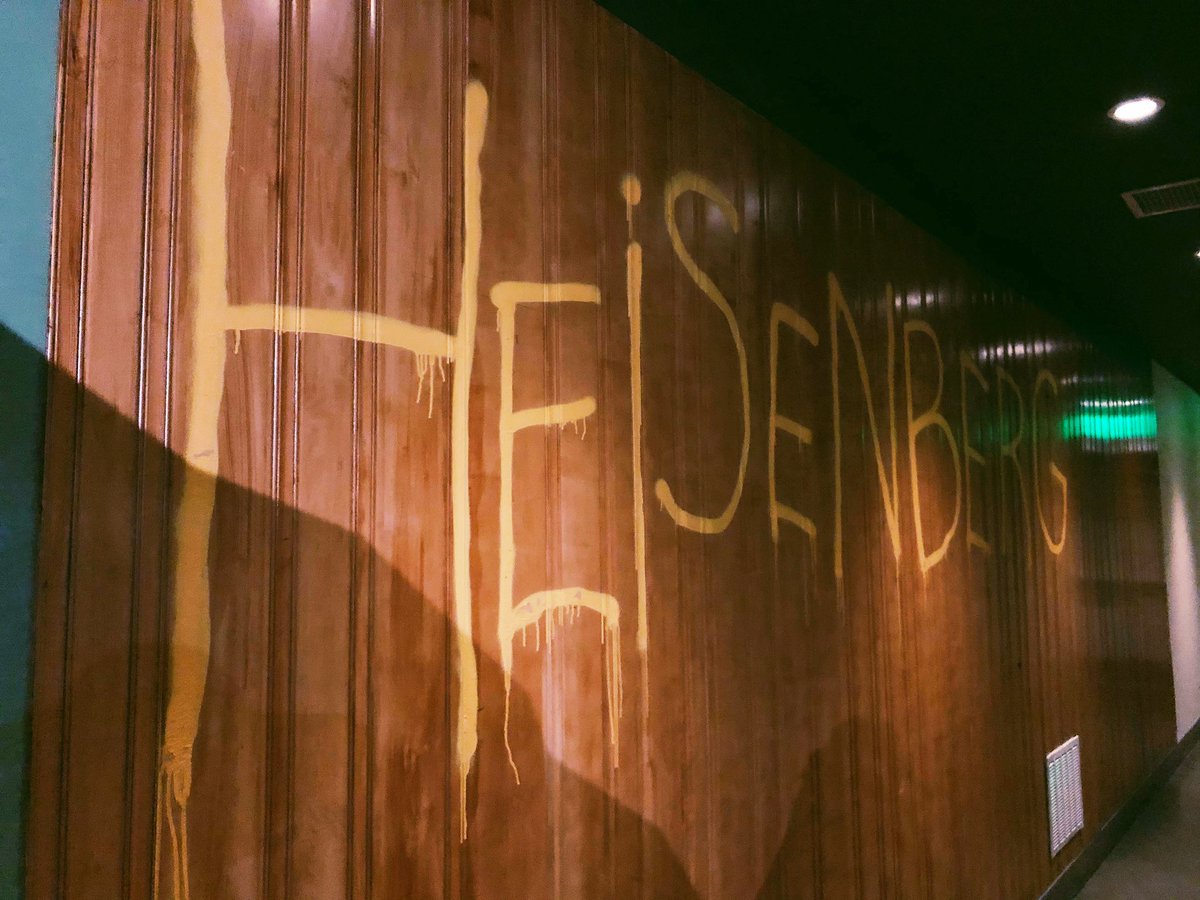 More from the #BreakingBad Experience pop-up restaurant on Saturday night. I don’t usually share this many phots of one event, but it was THAT fun. 💎⚗️🥃🍻

More on IG (same at handle) ✌️