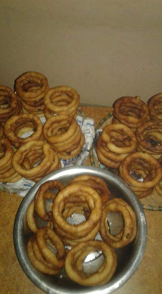 Manisha_mis's tweet image. होइन यो घर हो कि दोहोरी साँझ ..😉
कति गित गाउन सक्या..😜
#latest_update 🙏💕🥀