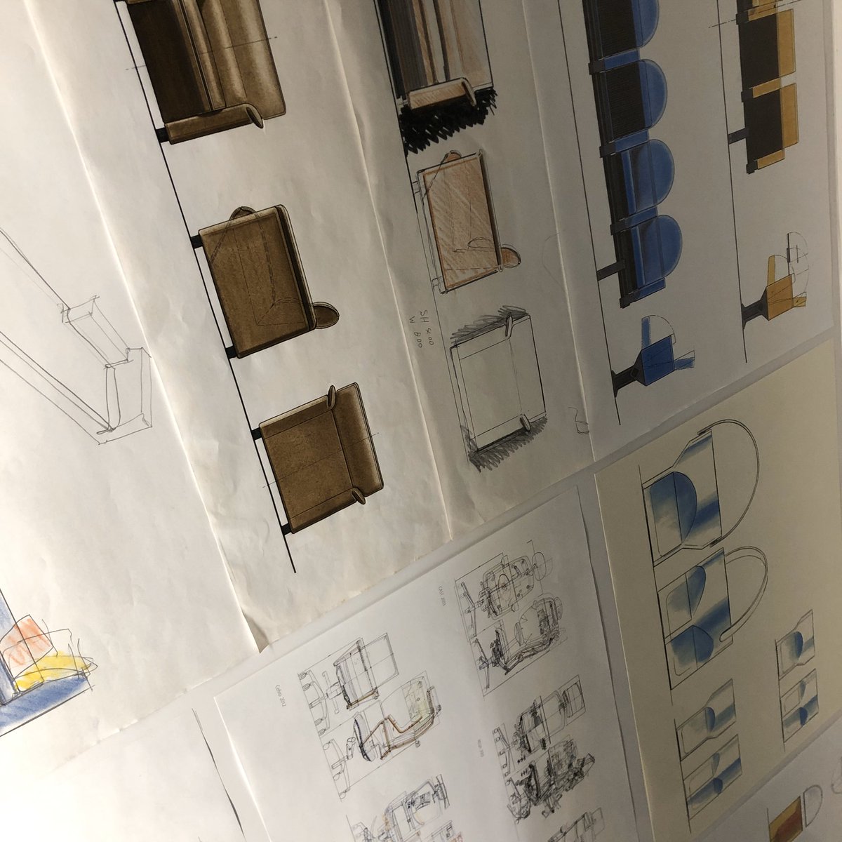 企画展はすっごく面白かったです。「見方」もものすごくわかりやすく書いてあるから誰が見てもきっと面白いし、デザインやクリエイター関係のお仕事の人ならすごく勉強になると思う。 