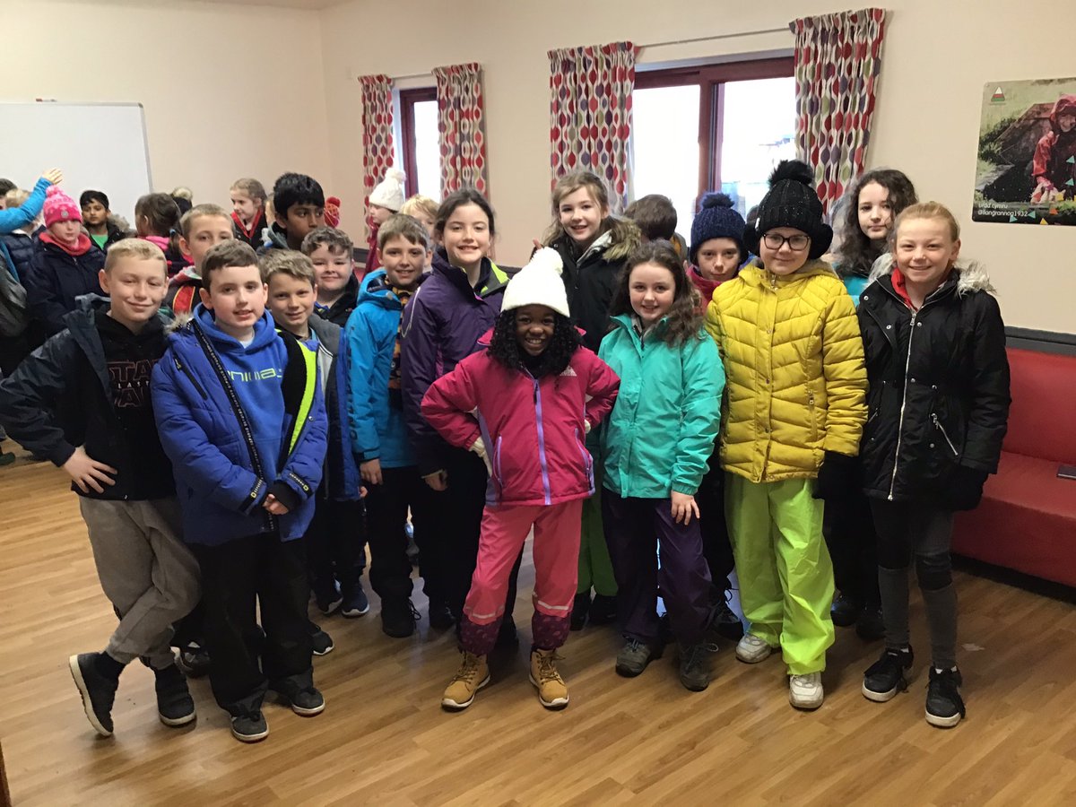 PenllergaerP's tweet photo. Year 5, Grŵp Un are raring to go. What’s first? @PenllergaerP @Penl561 #ppsresi https://t.co/O177ZPYZLM