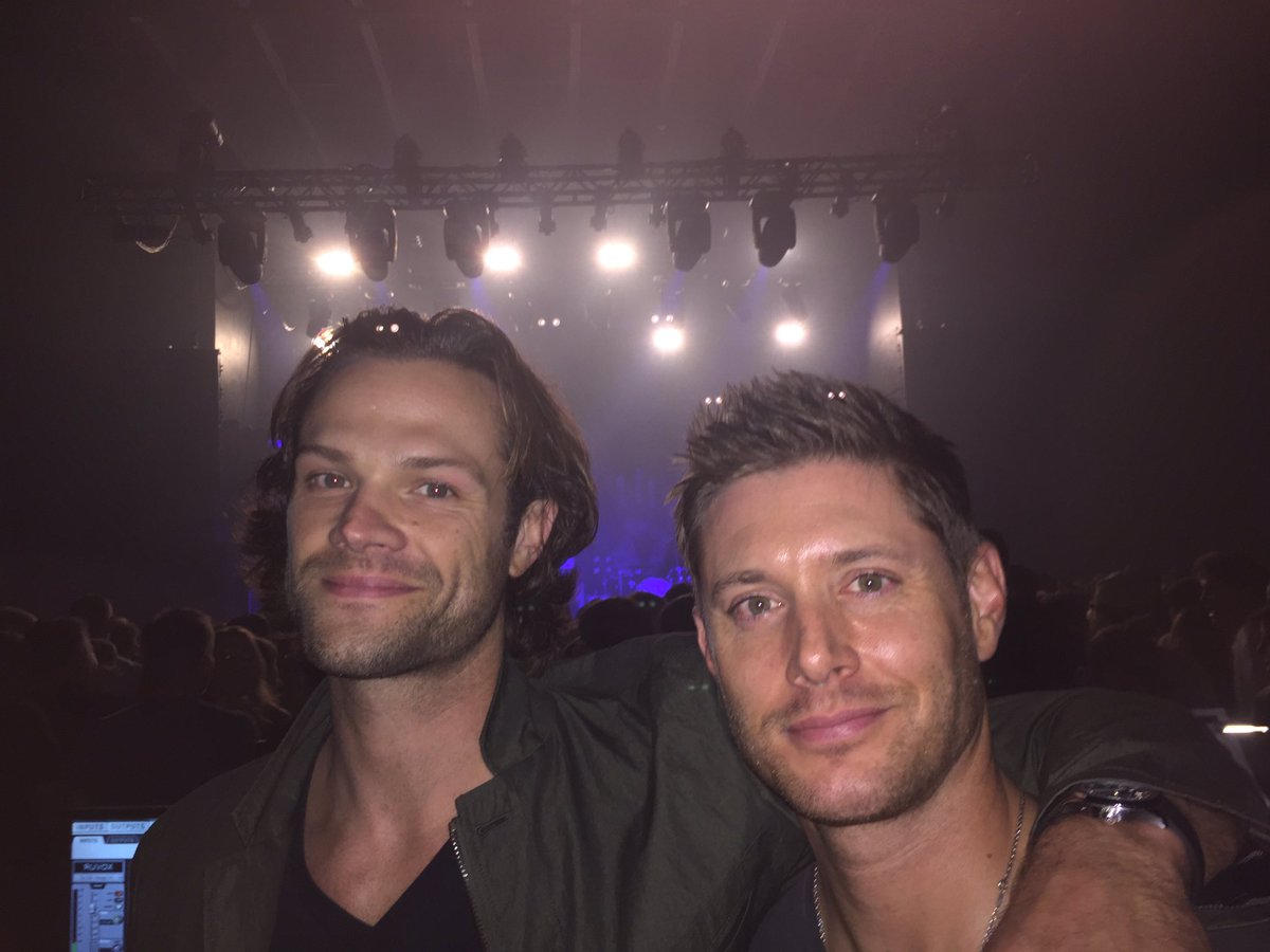 liataghva's tweet photo. Good Morning ya'll☕⚘
Happy #J2sDay 😘
Hope ya'll have a beautiful day, as beautiful as J2🤗
#AKF &amp;kick ass👌
Its a free day here for me so lets brighten our day with J2 hanging out together😍
#J2DateNight ❤
@mikelisovitskiy @deangirlforever @Kaestchen72 https://t.co/krsJfsI4JS