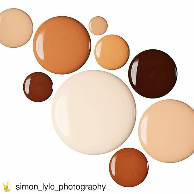 ColdharbourLDN's tweet photo. #Repost @simon_lyle_photography (@get_repost)
・・・
Simple makeup swatches shot last year for @zoevacosmetics 
#makeup #productphotography #cosmeticsphotography #stilllifephotography #zoeva https://t.co/rJ2rRqFxEU https://t.co/lyEwxaZxiy