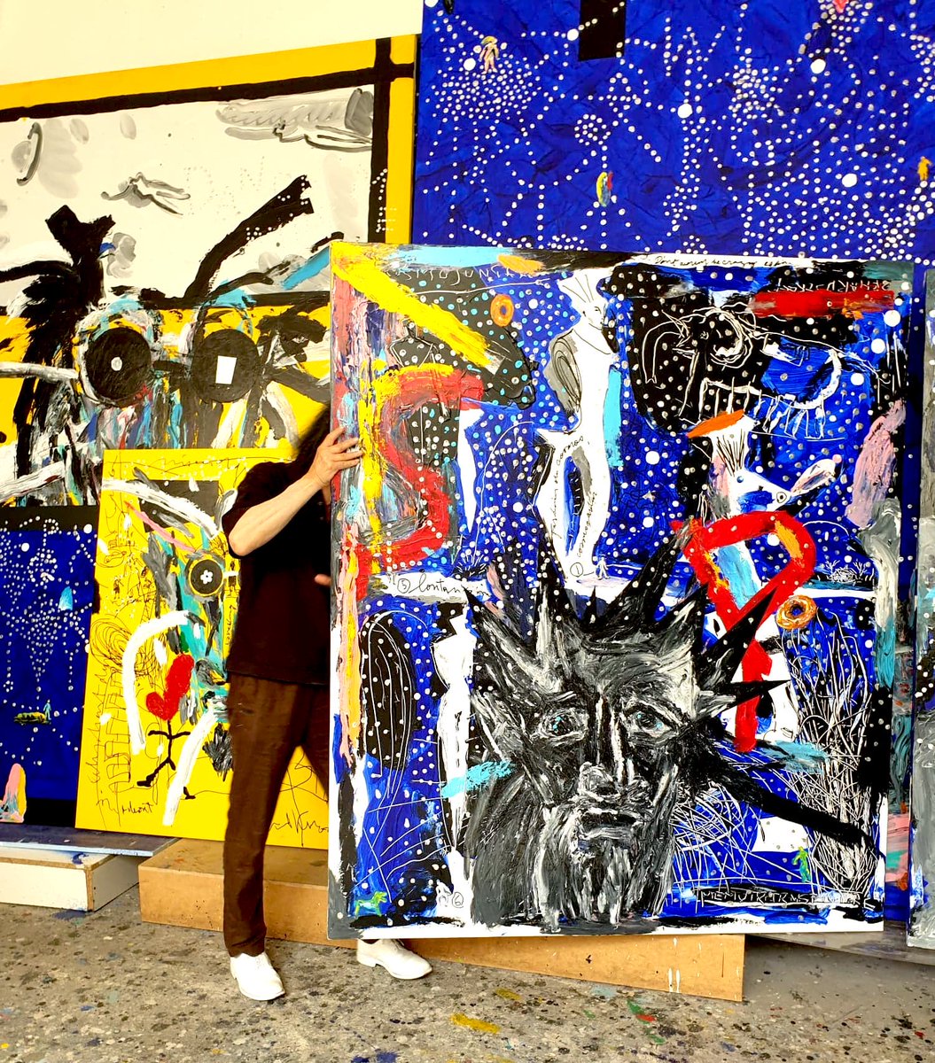 MAEGHTYoyo's tweet photo. Aki Kuroda dans son atelier.
#Kuroda #akikuroda #exponewyork #japanartist #japanese #newyorkart #onemanshow #yoyomaeght #maeght #expo #cosmogarden #paintings #manhattan #richardtaittingergallery https://t.co/ighenu4shr