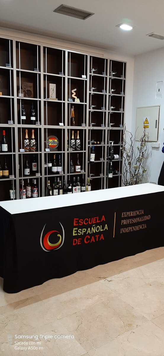 EscuelaEspañoladeCata tweet media