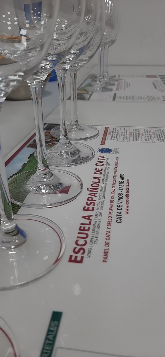 EscuelaEspañoladeCata tweet media