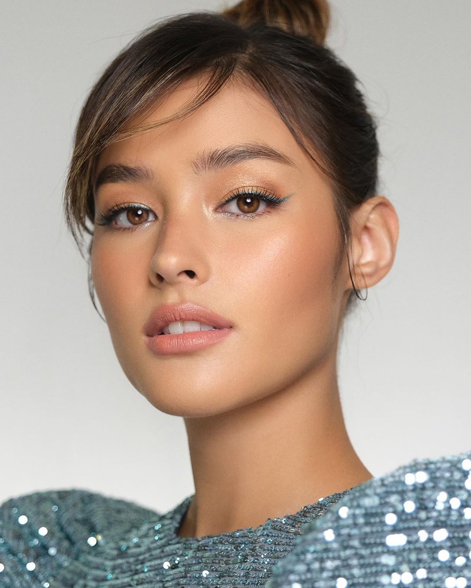lizasoberano_ph's tweet photo. "Turquoise winged liner for #benchternocon2020 on the beautiful @lizasoberano πππ"
#MakeupbyAntheaBueno #LizaSoberano
https://t.co/1N3wV7Dv5H
#MakeItWithYouGirlOnFire https://t.co/QxQrttmyNi