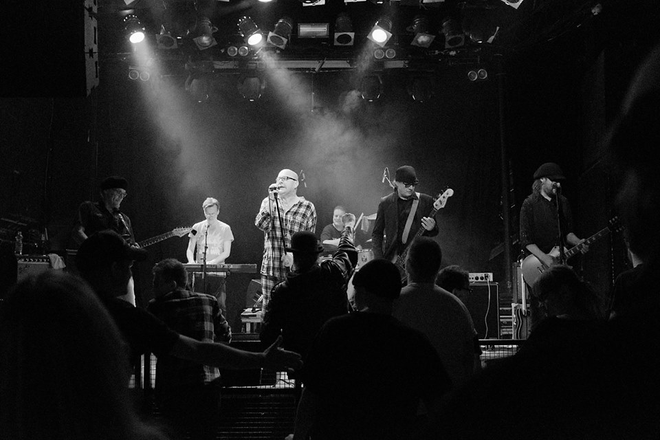 LoosePrick's tweet photo. Blast from the past....Loose Prick Gong Turku 2017
#looseprick #looseprickforfreedom #punk77 https://t.co/5Gn3ORsq0T