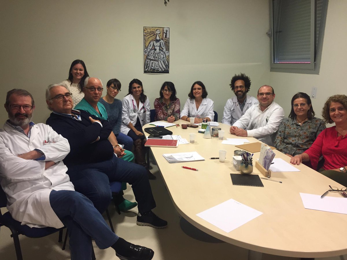 ags_nortecadiz's tweet photo. El Comité de Tumores Digestivos del H.U. de Jerez actualiza el protocolo del cáncer de recto, que anualmente aplica a alrededor de 45 pacientes.Los profesionales del ÁGS refuerzan así la importancia de trabajar de forma multidisciplinar para mayor efectividad e impacto. #HUJerez https://t.co/kYwjvSNLSz