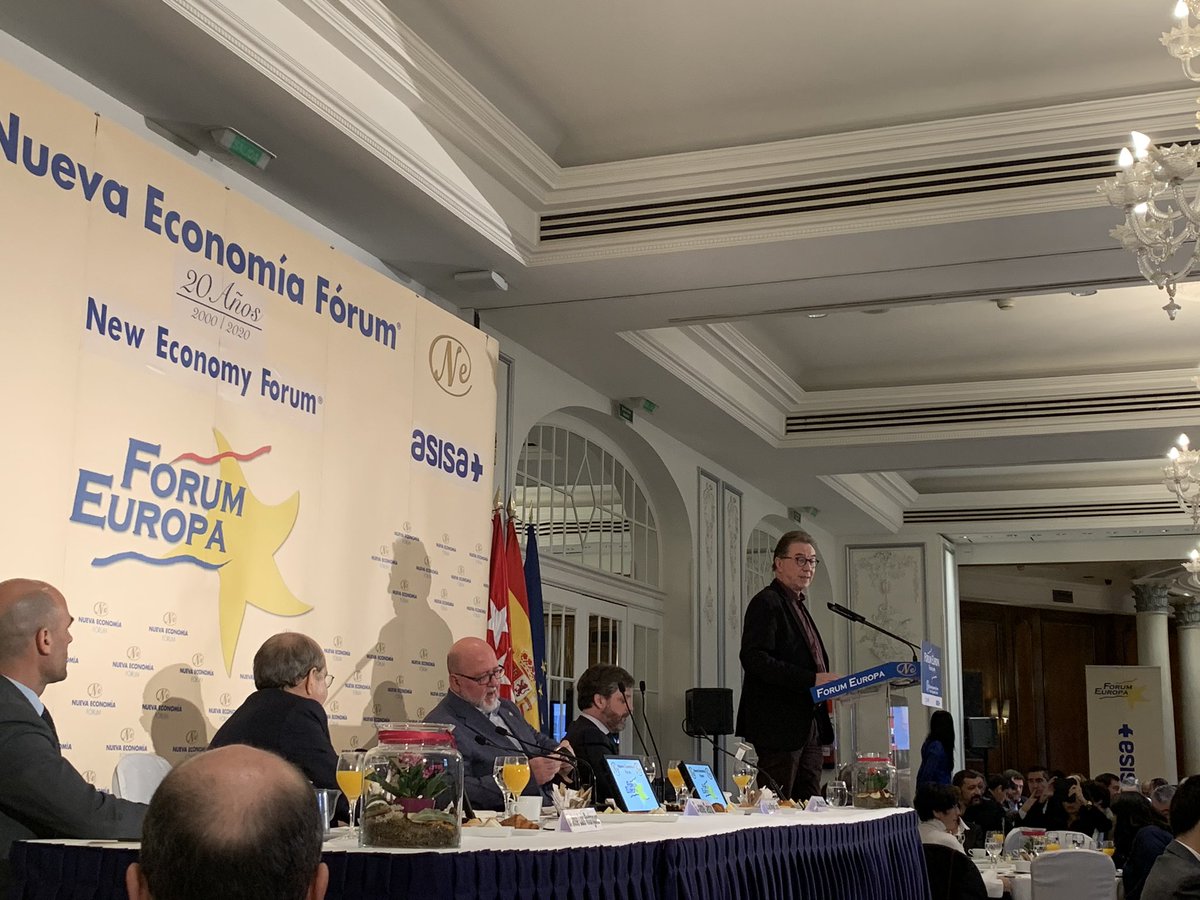 SophianouKoula's tweet photo. Asistiendo al #desayno informativo de @NewEconomyForum con @LmReillo y @jaimecedrun #ugt #ccoo #sek #peo #deok #brechasalarial #μισθολογικοχασμα μεταξύ #ανδρων και #γυναικων #wagecap @matsasSEK @PEOGenSec @ZetaEmilianidou @UGTMadrid @CCOOMadrid https://t.co/wpxKivIO0I