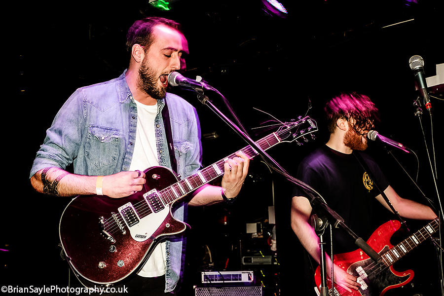 LookingAtYouUK's tweet photo. Really enjoyed seeing @We3Kin for the first time last night in the @thezanzibarliv good stuff guys, great start to @IVW_UK for Liverpool #independentvenueweek #IVW #SoundsinLiverpool @societyoflosers https://t.co/vvbkK4xTnC