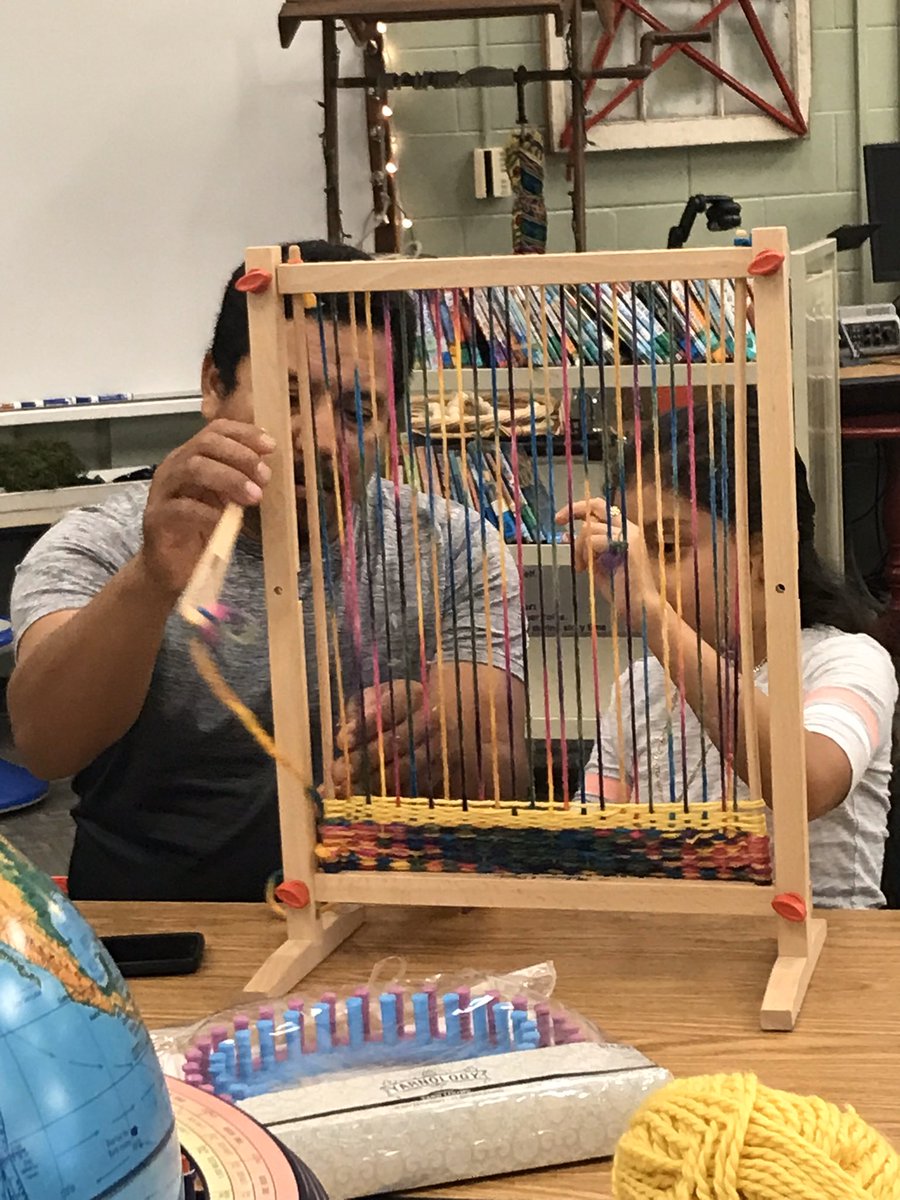 SpinaReads's tweet photo. Have you been to our Open Media Night yet? Every Tuesday night 5:30-7:00
#makingreadingfun #makersspaces #readingtogether #prizes https://t.co/VDMXYzVllM