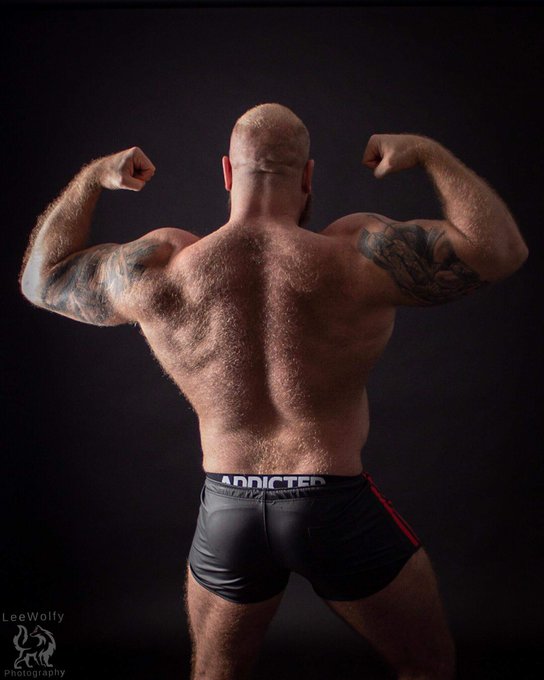 Watch vikingmusclebear's leaked NSFW photo on TwXstars