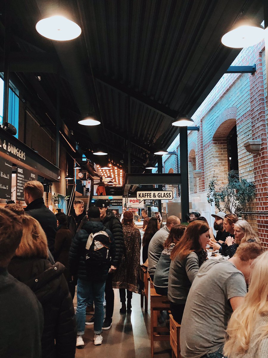 Hiding out from the rain at Malmö Saluhall &amp; Hedvigsdal Pizza 🍕