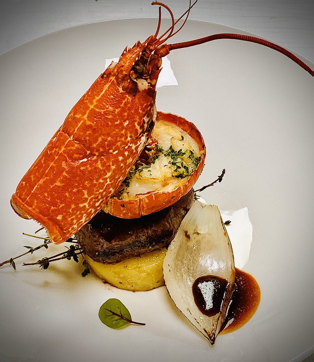Not many places in the world where you can hand pick your own Mullaghmore Lobster 🦞 and have it on a plate with 20 minutes. Sligo you just keep giving. What a wonderful place to live eat and breathe . <a href="/wildatlanticway/">Wild Atlantic Way</a> <a href="/SligoFoodTrail/">SligoFoodTrail</a> <a href="/sligotourism/">Sligo Tourism</a> <a href="/Failte_Ireland/">Fáilte Ireland</a>