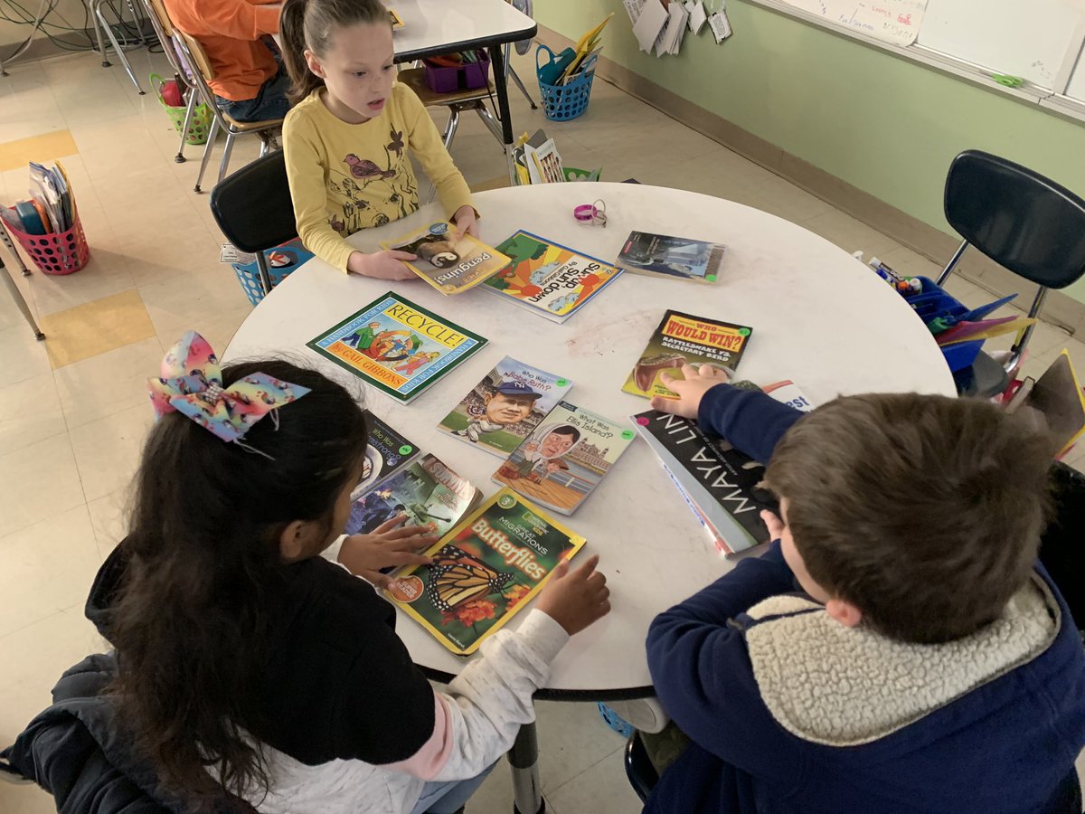 MsBrittsClass's tweet photo. Exploring NF texts this morning to determine if it’s biography, reference, or literary NF. @Schoolwide #nhcschat #pvttchat https://t.co/jtO99TBbWB