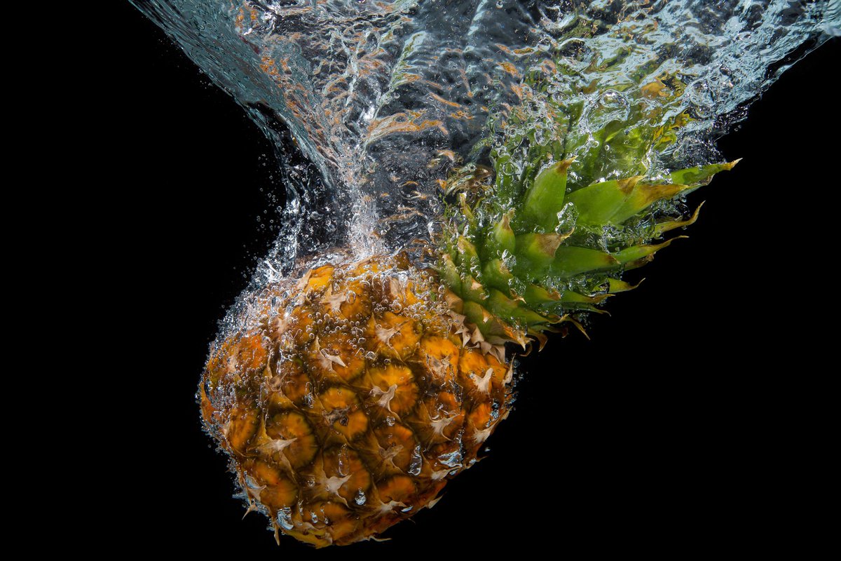HealthyRecSea's tweet photo. Lose weight with pineapple juice! You can visit this URL:

https://t.co/lwIl2pa13a

#pineapple #pineapplejuice #weightloss #loseweight #slimming #weightlossrecipe #weightlossrecipes #fatloss #fatlossrecipe #burnfat #healthydiet #picoftheday #TuesdayThoughts #TuesdayMotivation https://t.co/sxlhQ8FSjx