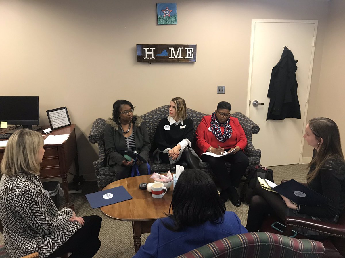Thank you to Del. <a href="/Sam_Rasoul/">Sam Rasoul 🍉</a>’s office for meeting w/ several of our <a href="/HealthyMarketVA/">Healthy Market VA</a> volunteers today!  #defendpreex #healthymarketva <a href="/AmericanHeartVA/">American Heart VA</a>