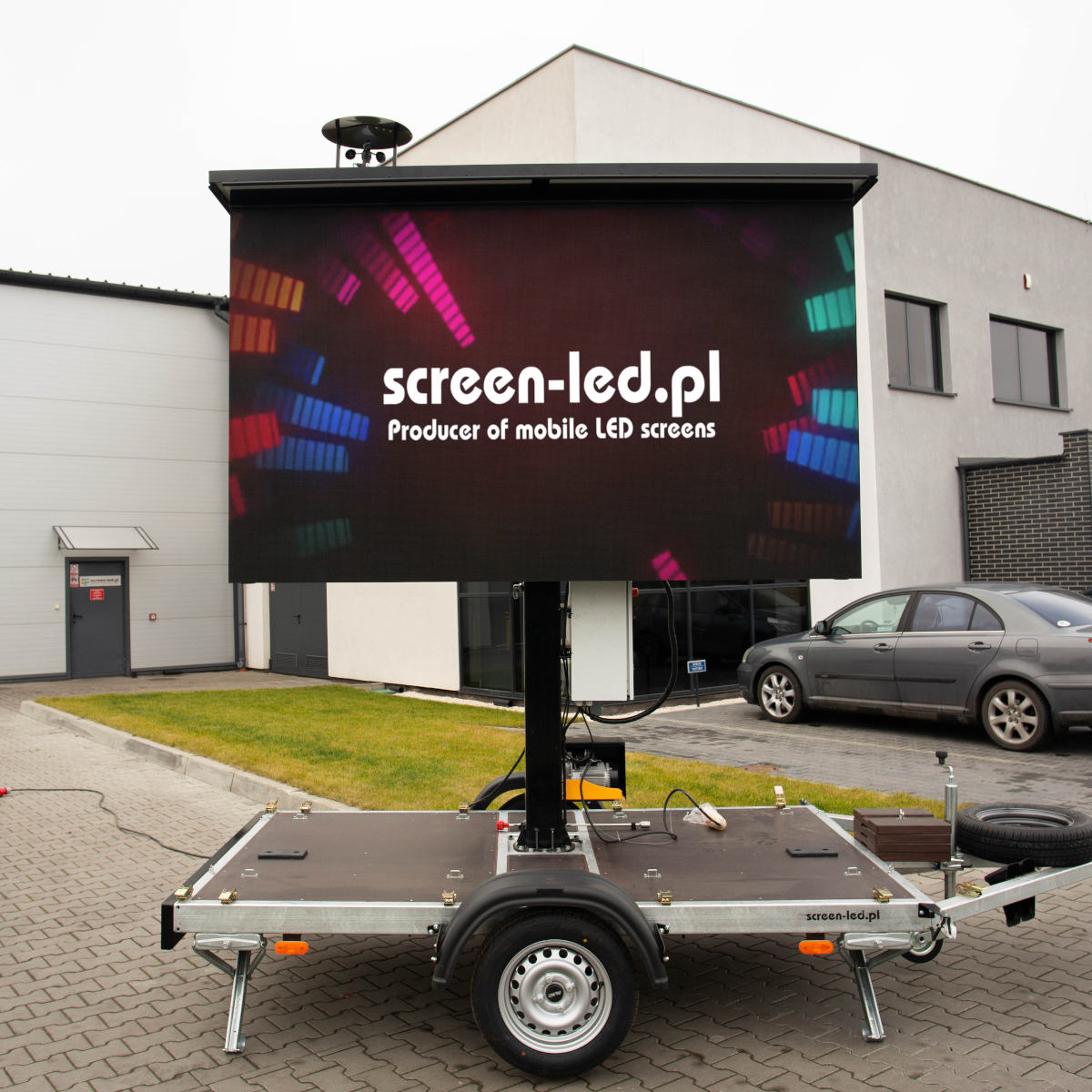 screenled1's tweet image. This twin little trailers has left our factory last week.🏭
Perfect solution for advertising.📢
Lightweight and compact solution that you can place almost anywhere you want.🚚

#advertising #mobileledscreen #manufactory #veranstaltung #veranstaltungstechnik #eventsolutions