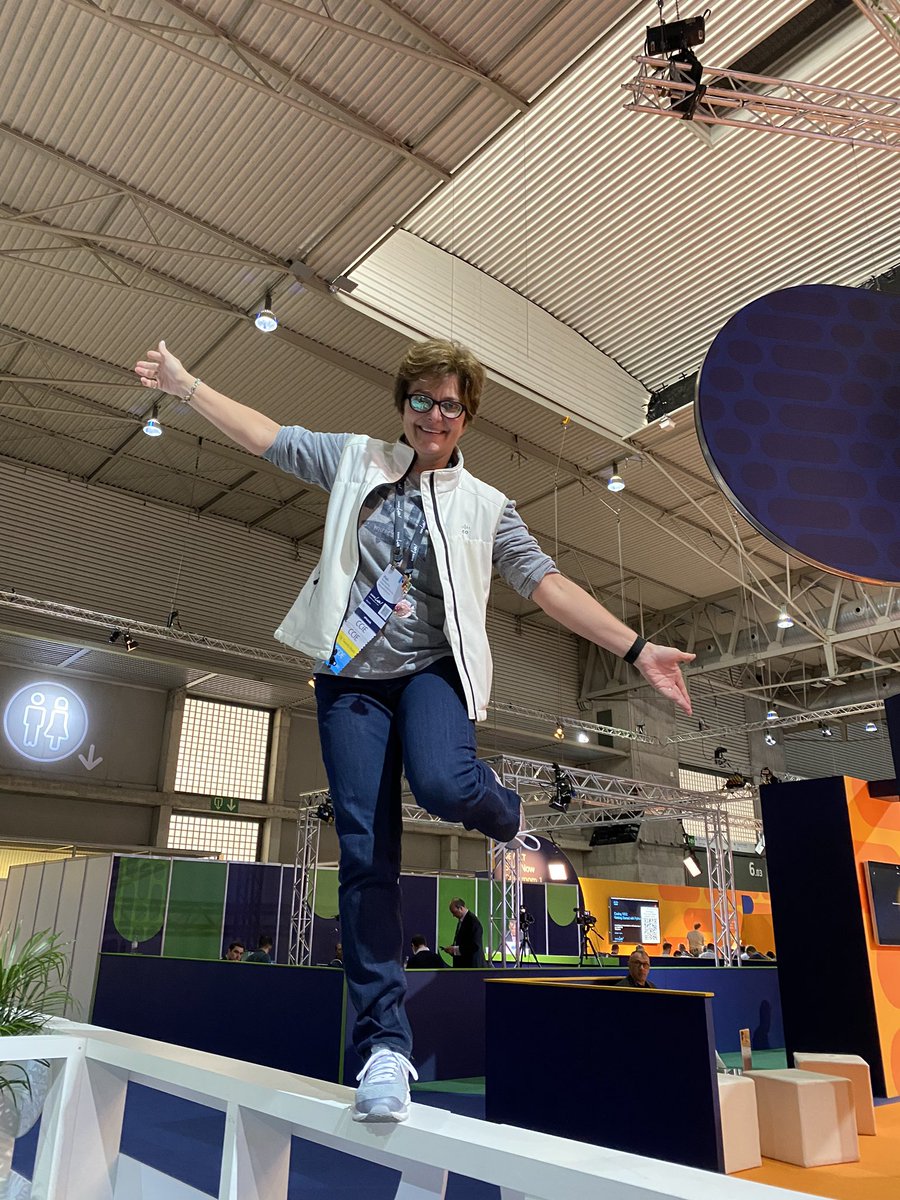 dlucas10's tweet photo. @broadcaststorm @DeniseFishburne @CiscoLiveEurope Oh, are you referring to this? #CLEUR https://t.co/RDGeSPwr2p