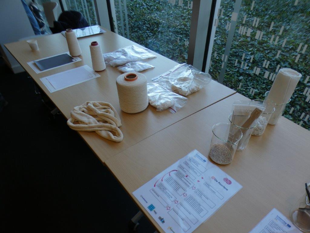 DoTheRetex's tweet photo. De nombreux échantillons présentés et tests effectués dans le cadre @DoTheRetex . Que ce soit dans le domaine du recyclage mécanique ou de la voie plasturgique, du très concret à portée de main afin d’encourager de nouveaux développements. #NoTextileToWaste #DoTheRetex https://t.co/2y1obUU8VC