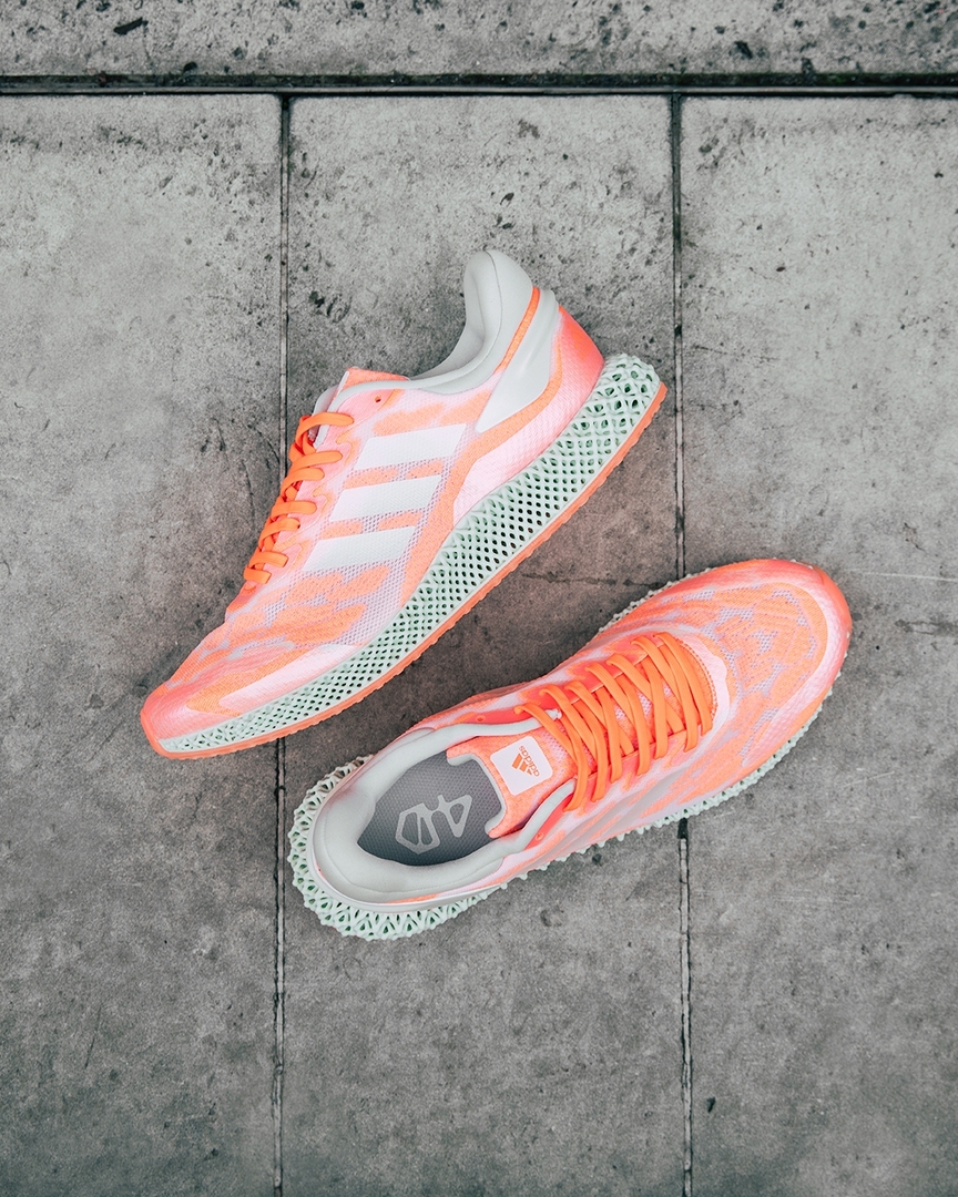 Footpatrol_ldn's tweet photo. The adidas 4D Run 1.0 'Signal Coral' is now available in-store and online. Sizes range from UK6 - UK12 (Including half sizes), priced at £200. | Shop now: https://t.co/HKoaM2XF0o #adidas #adidas4D #FutureofRunning https://t.co/2odmk4Pjzb