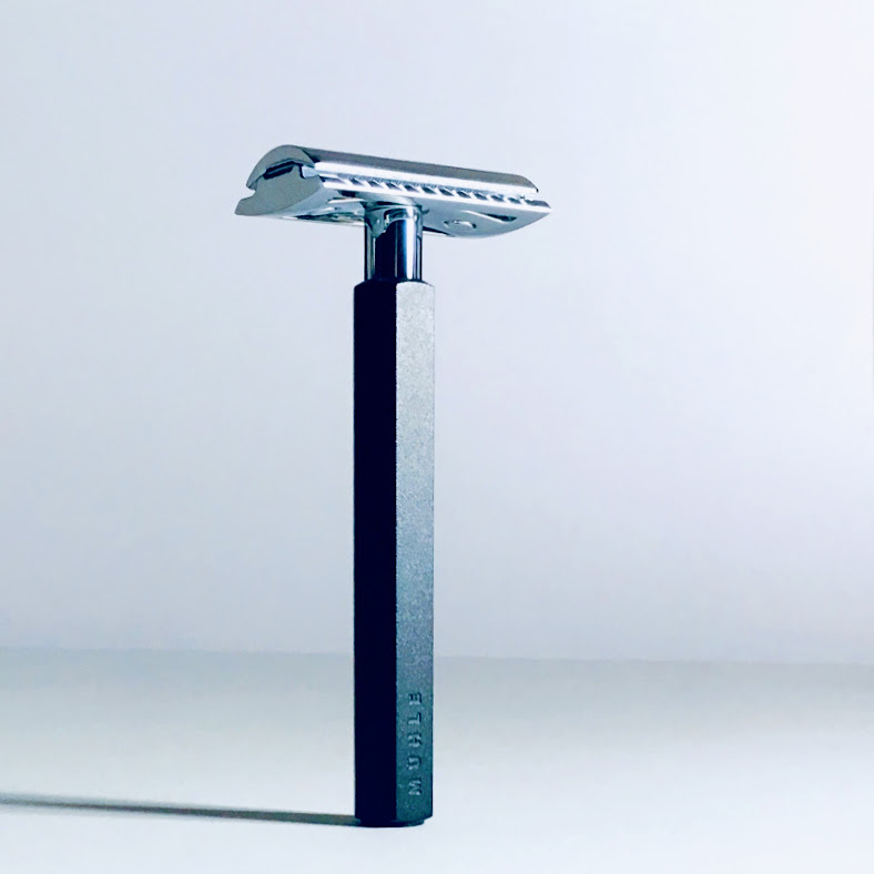 Mark Brown has designed a stunning razor for MÜHLE called, Hexagon. Closed comb safety bar enables close and smooth shave while hexagon shaped handle improves the grip and ads to its visuals. 

soo.nr/ErfF