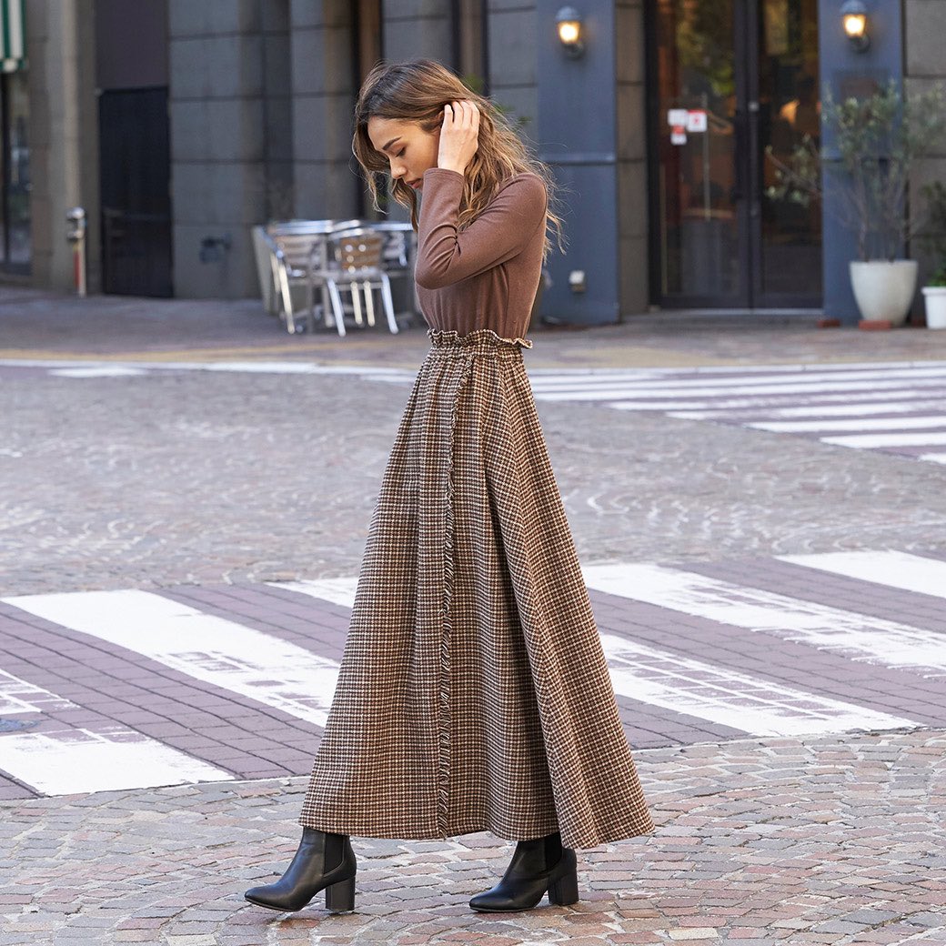 mink_online's tweet photo. ✔️ウールチェックワンピース
50%OFF ¥4,995 +tax
起毛感のある厚手カット生地がドッキングされたワンピース❤︎
ベルトは取り外し可能✨

今なら2BUY10%OFF🔥
https://t.co/mkrnNLl3pM https://t.co/QU0PxhKM93