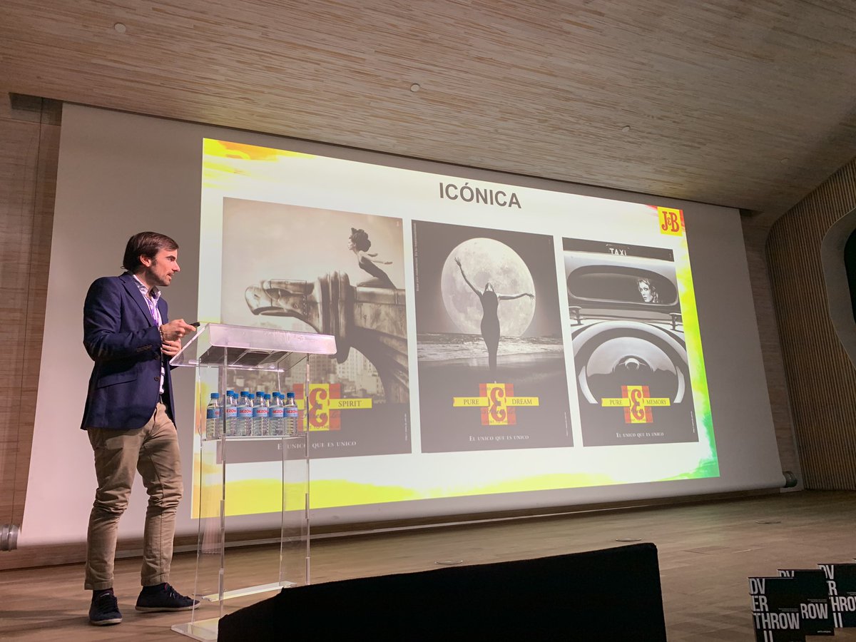 SandraSoteloS's tweet photo. JB en españa cambió la categoría cuando los españoles mezclamos el whisky con Coca cola en los 80 y Revolucionó los spirits a nivel mundial. Eso si es ser una marca challenger. #overthrowII @PHDSpain @jb_spain https://t.co/p2uVZCzz8z