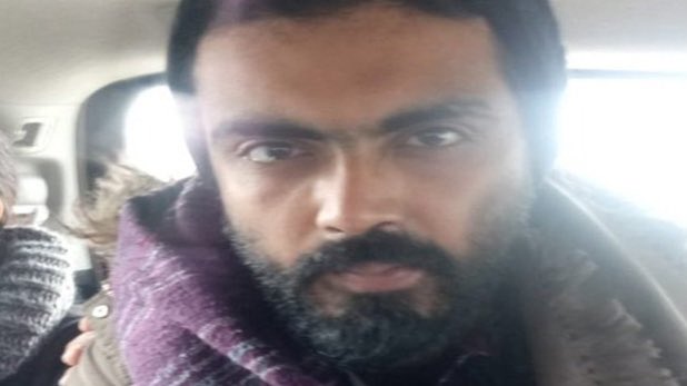 NewsRation's tweet photo. ब्रेकिंग: जहानाबाद में शरज़ील इमाम की गिरफ़्तारी के बाद रिमांड लेने को लेकर UP व दिल्ली पुलिस में झड़प! https://t.co/fwNgpLPN2s