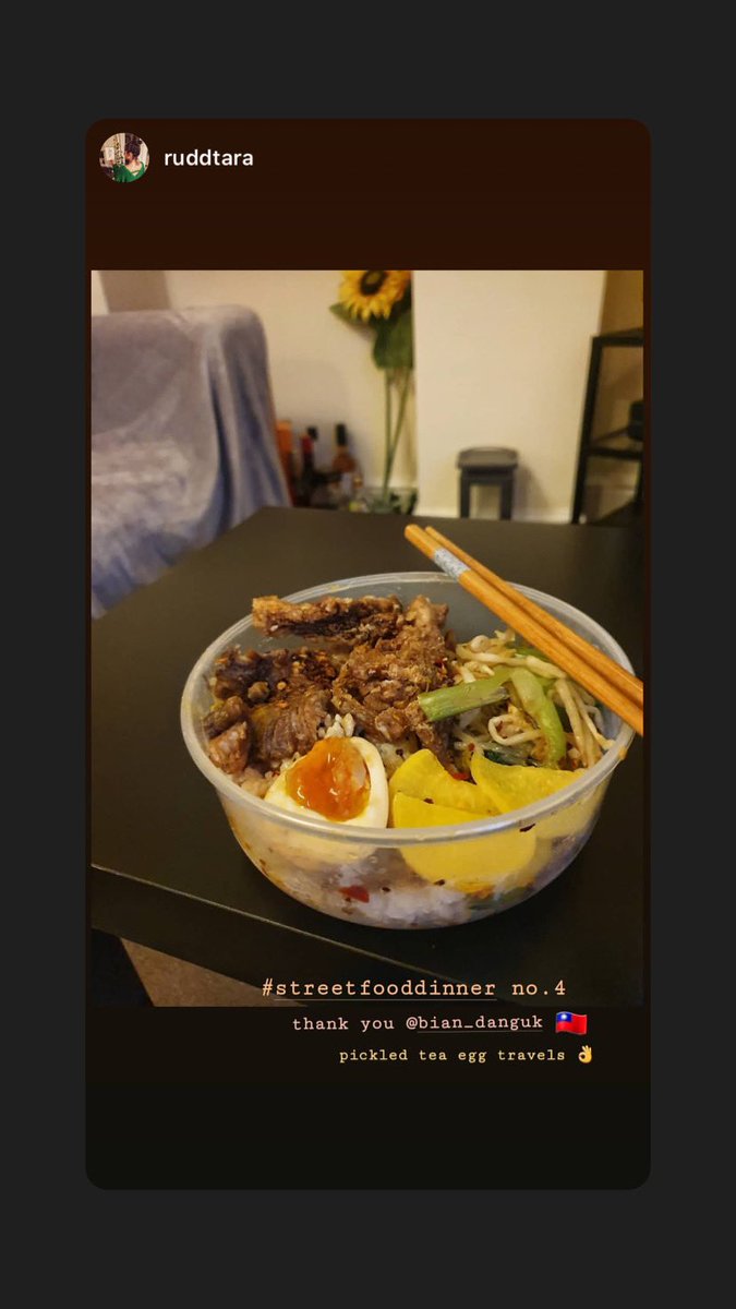 This could be your dinner too! Bring your own box and we will fill it with your fav bian dang 🙂   

Find us this week at Kerb
West India Quay - Wed + Thurs + Fri
London Bridge - Wed
Kings Cross - Thurs

#kerb #biandang #streetfood #taiwanesericebox @RuddTara