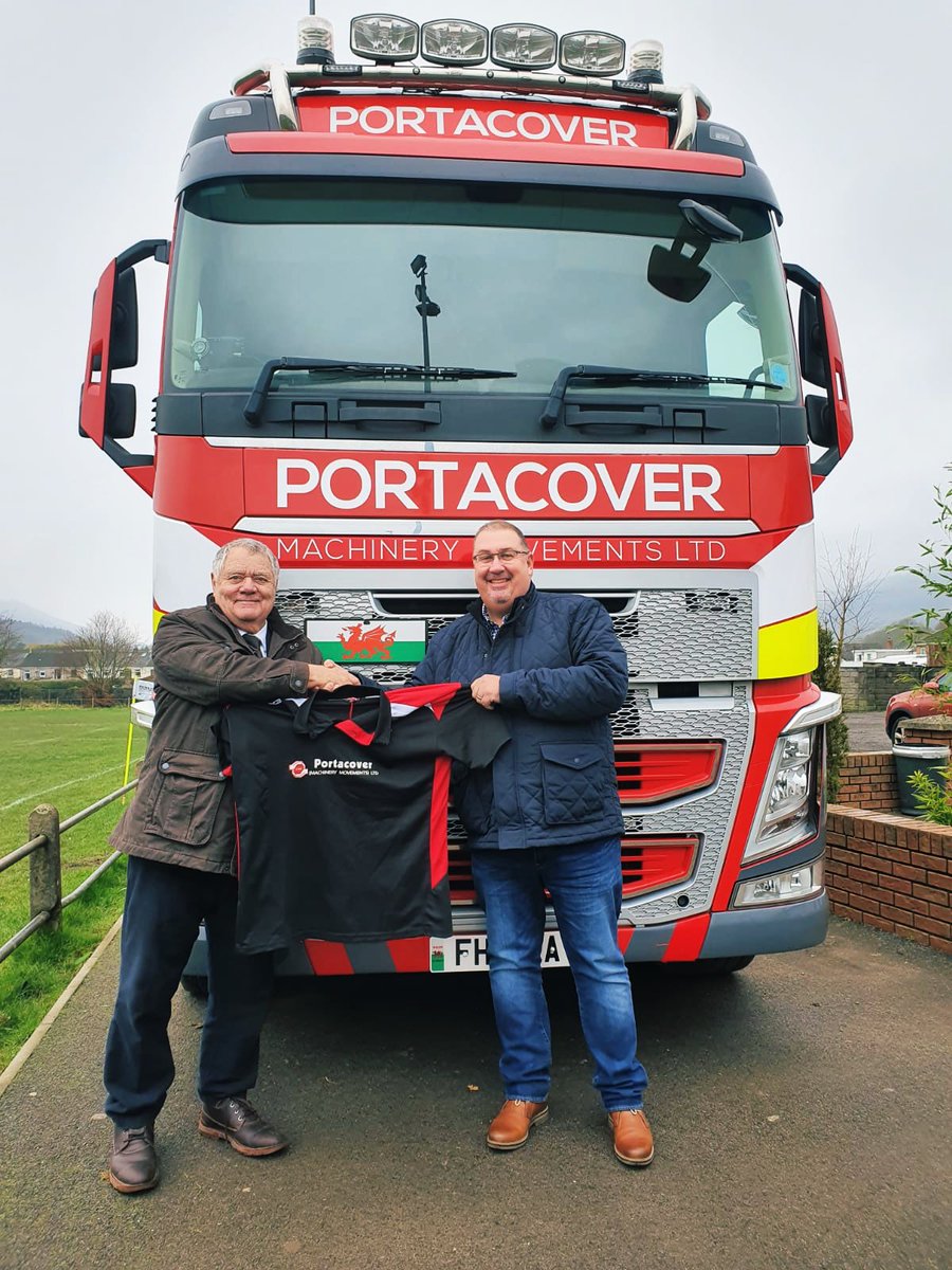 PortacoverM's tweet photo. We are pleased to announce we are now sponsoring Glynneath RFC - @glynrfc 

Pictured here is Stuart Watson MD of Portacover with Max Boyce, President of Glynneath RFC.

Please check them out! 
https://t.co/cBMieSnbdz

Exciting times ahead.

#machinerymovements
#glynneathrfc https://t.co/WwNdLzWZUL