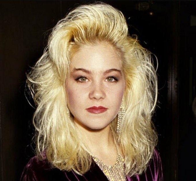 Drew Barrymore Hot Sexy Pics