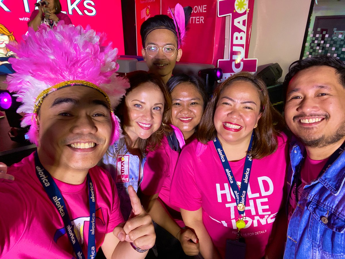 First night in the Philippines 🇵🇭 and a phenomenal site visit with a fired up <a href="/OfficialAlorica/">Alorica</a> #OneCubao AND! Special guest this trip <a href="/JonFreier/">Jon Freier</a> makes his karaoke debut...😊🙌🏼
