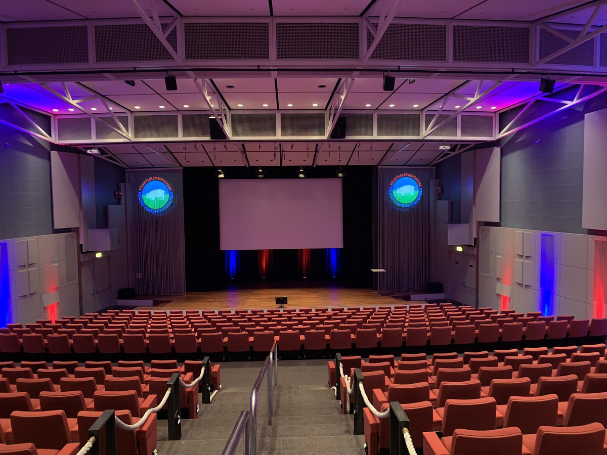Buildingonevent's tweet photo. Meekijken met #misset uitgeverij met het event Hogere Varkensgezondheid in de varkenshouderij #hvg2020 vooruitlopend op mijn interim opdracht @Evoluon #Eindhoven https://t.co/Iirl8Wcl9O