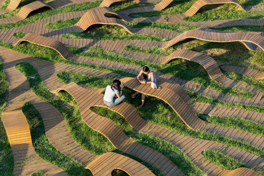 BIMMonde's tweet photo. Root Bench, une #sculpture d’art public de forme circulaire servant également de banc conçu pour représenter l’apparence d’une racine d’arbre dans le parc de Hangang à Séoul, en Corée du Sud. 🌳💯 #UrbanArchitecture #design 
https://t.co/10NcXH5Jci https://t.co/5aDDzGJlIb