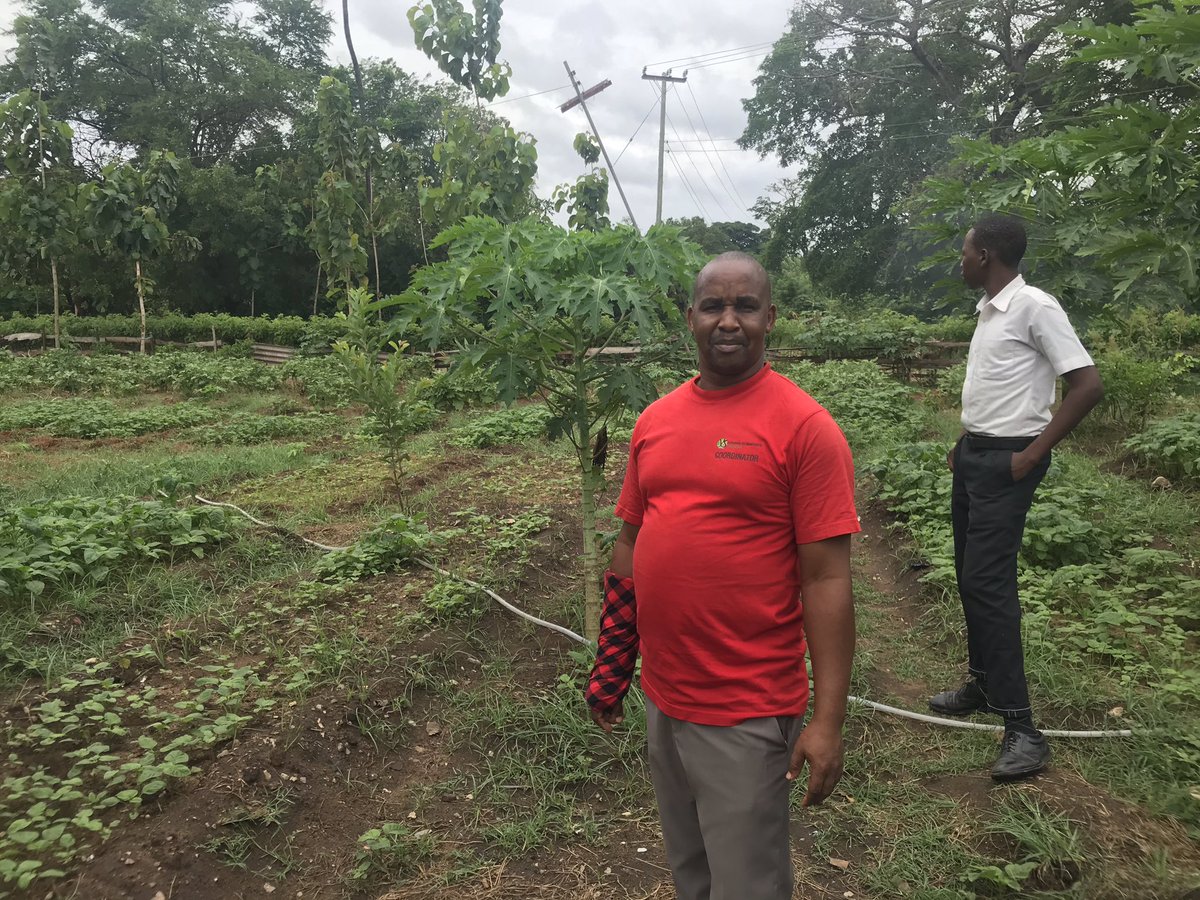 ystanzania's tweet photo. Nelson Makundi from Tanga Technical SS has been our #Tanga #RegionalCoordinator since 2012 Great workshop for his Tanga #YSTTeam. #SDGs #Science4Development https://t.co/fe1LAPrwcc