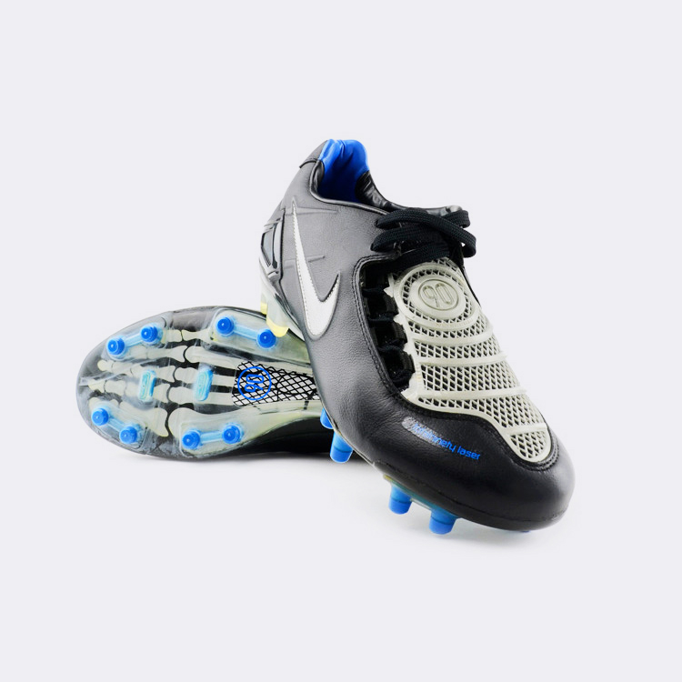 Classic Football Shirts on Twitter: "Classic Boots: Nike Total 90 Laser,  2007 Pro-model boots produced by Nike in 2007 from their iconic Total 90  Laser silo. This first-generation of the T90 is