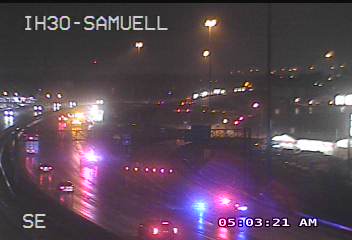 krldtraffic's tweet photo. #DALLAS: EB 30--inner lanes--before Akard---accident blocks 2 right lanes...beyond that...
#DLLAS: EB 30 near Ferguson---accident blocks the right lane https://t.co/fJlqkedxk8