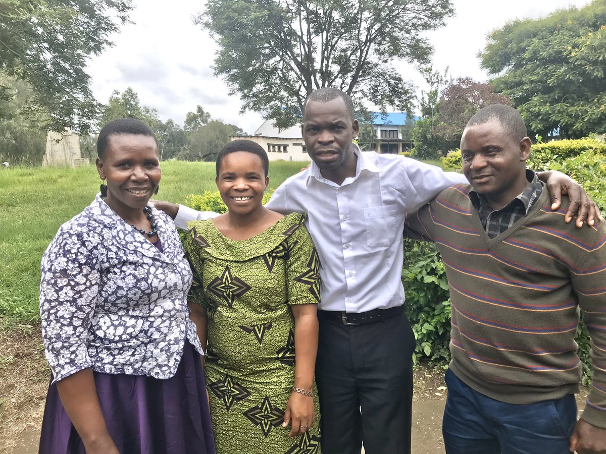 ystanzania's tweet photo. Jane Kanyama is our #Rukwa #RegionalCoordinator Great student projects mentored by her #YSTTeam #Science4Development #SDGs https://t.co/ujFzGc5erC