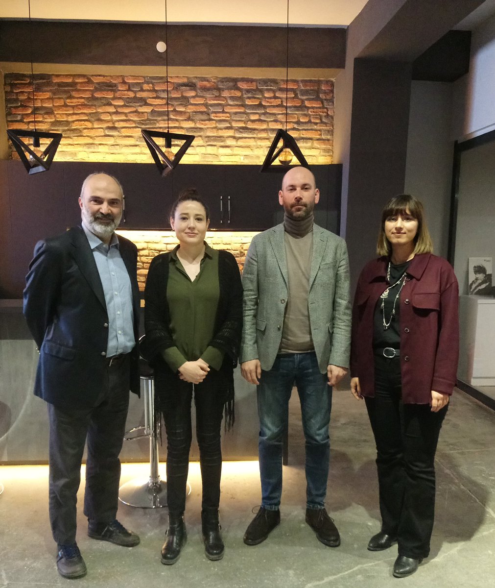 MayaGirisim (@mayagirisim) on Twitter photo Bugün Girişim ve Mentör Ligi Üst Yöneticisi <a href="/UfukBatum/">Ufuk Batum</a> ile birlikteyiz. <a href="/fatmahacioglu/">Fatma Hacioglu</a> @mahirpalabiyk <a href="/EzgiEzdar/">Ezgi Ezdar Onur</a> Bugün Girişim ve Mentör Ligi Üst Yöneticisi <a href="/UfukBatum/">Ufuk Batum</a> ile birlikteyiz. <a href="/fatmahacioglu/">Fatma Hacioglu</a> @mahirpalabiyk <a href="/EzgiEzdar/">Ezgi Ezdar Onur</a>