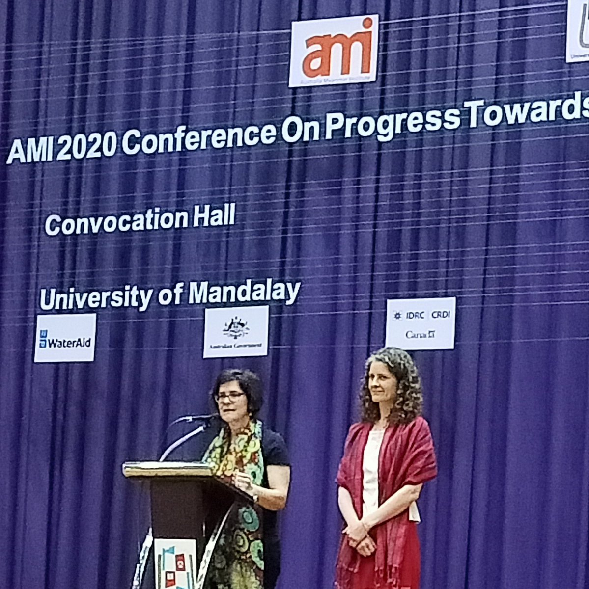 ERodDev's tweet photo. 45 Organizations, 520+ people: @IDRC_CRDI @CanadaDev #K4DM #KnowledgeMarketplace comes to a close w/ new contacts, #social #research ideas &amp; reports, bringing together a growing community. In #Myanmar, eager to learn &amp; exchange for better public policies. https://t.co/tBtdIfc8d8